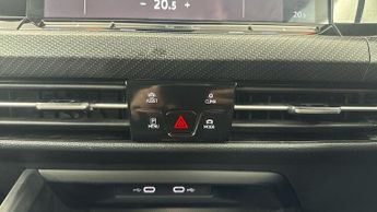VOLKSWAGEN GOLF 2.0 TDI R-Line Hatchback 5dr Diesel DSG Euro 6 (s/s) (150 ps)