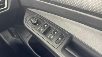 VOLKSWAGEN GOLF 2.0 TDI 150 R-Line 5dr DSG