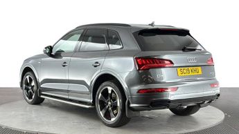 AUDI Q5 2.0 TDI 40 Black Edition SUV 5dr Diesel S Tronic quattro Euro 6 