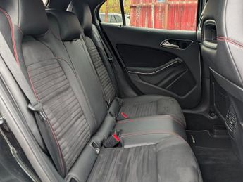 MERCEDES-BENZ GLA GLA 200 AMG Line Premium 5dr Auto