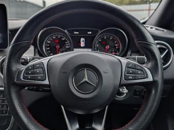 MERCEDES-BENZ GLA GLA 200 AMG Line Premium 5dr Auto