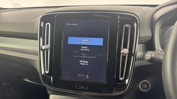 VOLVO XC40 1.5h T5 Recharge 10.7kWh Ultimate Dark SUV 5dr Petrol Plug-in Hy