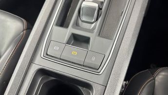 CUPRA FORMENTOR 1.4 eHybrid 12.8kWh V2 SUV 5dr Petrol Plug-in Hybrid DSG Euro 6 