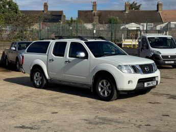 Nissan Navara Double Cab Pick Up Tekna 2.5dCi 190 4WD