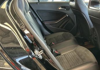 MERCEDES-BENZ A-CLASS A200 AMG Line Executive 5dr Auto ++ NIGHT PK / NAV / 8 SERVICES 