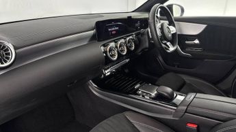 MERCEDES-BENZ A-CLASS 1.3 A250e 15.6kWh AMG Line Edition (Executive) Hatchback 5dr Pet