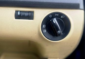 VOLKSWAGEN POLO 1.4 SE 75 5dr Auto