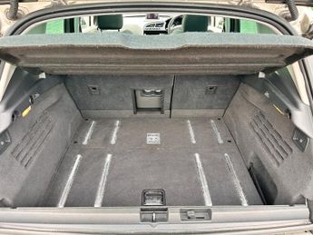 PEUGEOT 3008 2.0 e-HDi Hybrid4 Allure 5dr EGC