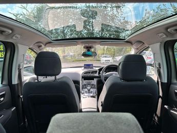PEUGEOT 3008 2.0 e-HDi Hybrid4 Allure 5dr EGC