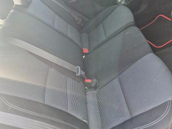 HYUNDAI I30 1.6 CRDi Blue Drive Active 5dr