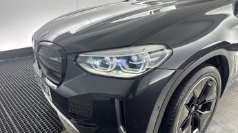 BMW IX3 80kWh Premier Edition Pro SUV 5dr Electric Auto (286 ps)