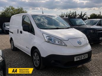 Nissan NV200 80kW Tekna Van Auto 40kWh
