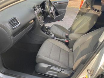 VOLKSWAGEN GOLF 2.0 TDi 140 SE 5dr DSG