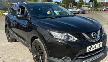 Nissan Qashqai 1.5 DCi Black Edition 5dr ++ PANROOF / NAV / LEATHER / 20 TAX / 