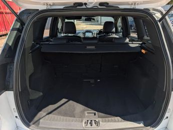 FORD KUGA 2.0 TDCi 180 ST-Line 5dr Auto