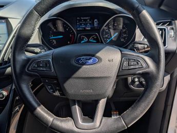FORD KUGA 2.0 TDCi 180 ST-Line 5dr Auto