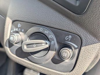 FORD KUGA 2.0 TDCi 180 ST-Line 5dr Auto