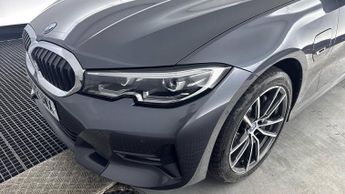BMW 3 SERIES 2.0 330e 12kWh Sport Pro Saloon 4dr Petrol Plug-in Hybrid Auto x