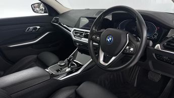 BMW 3 SERIES 2.0 330e 12kWh Sport Pro Saloon 4dr Petrol Plug-in Hybrid Auto x