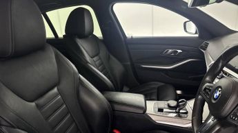 BMW 3 SERIES 2.0 320i M Sport Saloon 4dr Petrol Auto Euro 6 (s/s) (184 ps)
