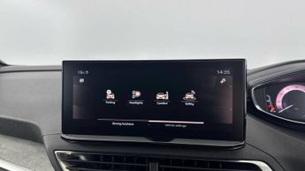 PEUGEOT 3008 1.2 Hybrid 136 GT 5dr e-DSC6
