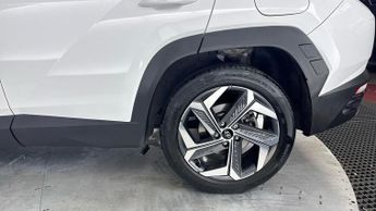 HYUNDAI TUCSON 1.6 T-GDi 13.8kWh Premium SUV 5dr Petrol Plug-in Hybrid Auto 4WD