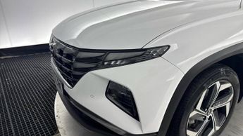 HYUNDAI TUCSON 1.6 T-GDi 13.8kWh Premium SUV 5dr Petrol Plug-in Hybrid Auto 4WD