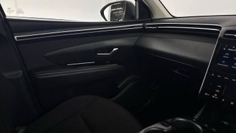 HYUNDAI TUCSON 1.6 T-GDi 13.8kWh Premium SUV 5dr Petrol Plug-in Hybrid Auto 4WD