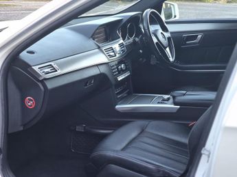MERCEDES-BENZ E CLASS 2.1 E220 CDI SE Saloon 4dr Diesel G-Tronic+ Euro 5 (s/s) (170 ps