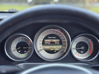 MERCEDES-BENZ E CLASS 2.1 E220 CDI SE Saloon 4dr Diesel G-Tronic+ Euro 5 (s/s) (170 ps