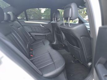 MERCEDES-BENZ E CLASS 2.1 E220 CDI SE Saloon 4dr Diesel G-Tronic+ Euro 5 (s/s) (170 ps