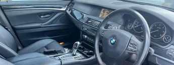 BMW 5 SERIES 520D SE 5dr Step Auto ++ LEATHER / BLUETOOTH / CLIMATE / 57 MPG 