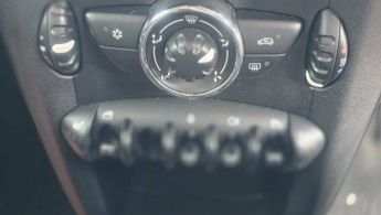 MINI HATCH 1.6 One 3dr