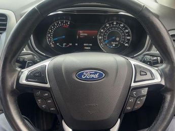 FORD MONDEO 2.0 EcoBoost Titanium 5dr Auto