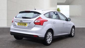 FORD FOCUS 1.6 125 Titanium 5dr
