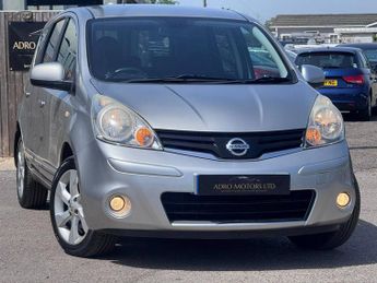 Nissan Note 1.6 Tekna 5dr Auto