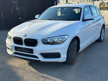 BMW 1 SERIES 1.5 118i Auto