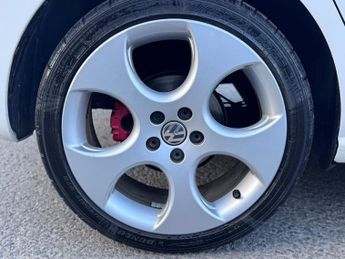 VOLKSWAGEN POLO GTI 1.4 TSI 180PS DSG Automatic