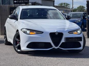 Alfa Romeo Giulia 2.2 JTDM-2 180 Speciale 4dr Auto