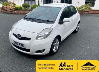 Toyota Yaris 1.33 VVT-i TR 5dr [6]