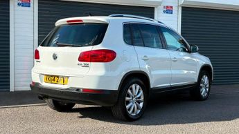 VOLKSWAGEN TIGUAN 2.0 TDi BlueMotion Tech Match 5dr DSG