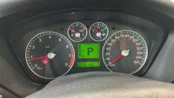 FORD FOCUS 1.6 Ghia 5dr Auto