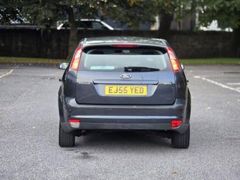 FORD FOCUS 1.6 Ghia Hatchback 5dr Petrol Automatic (184 g/km 99 bhp)