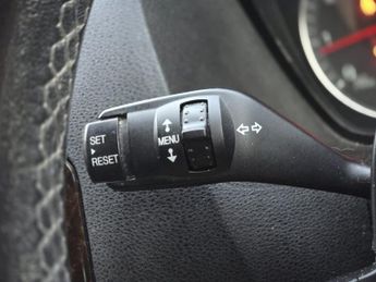 FORD FOCUS 1.6 Ghia Hatchback 5dr Petrol Automatic (184 g/km 99 bhp)