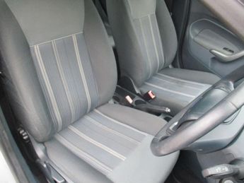 FORD FIESTA 1.25 Style + 5dr [82]