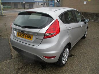 FORD FIESTA 1.25 Style + 5dr [82]