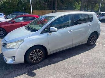 TOYOTA VERSO 2.0 D-4D Icon 5dr