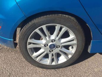FORD FIESTA 1.0 EcoBoost Zetec 5dr