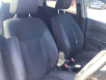 FORD FIESTA 1.0 EcoBoost Zetec 5dr