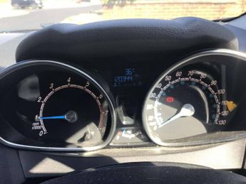 FORD FIESTA 1.0 EcoBoost Zetec 5dr